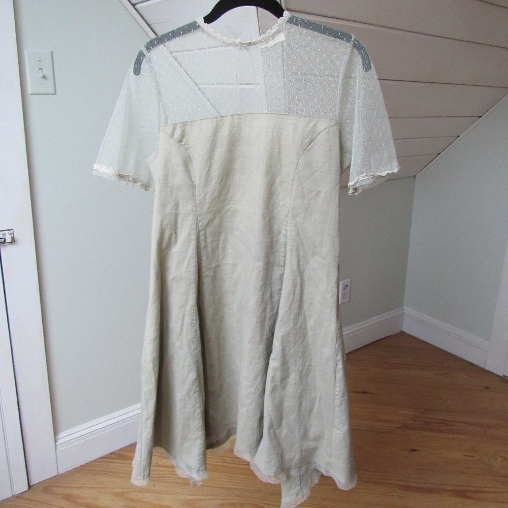Easel Los Angeles Wendy Dot Mesh Dress Women's M - Picture 2 of 13